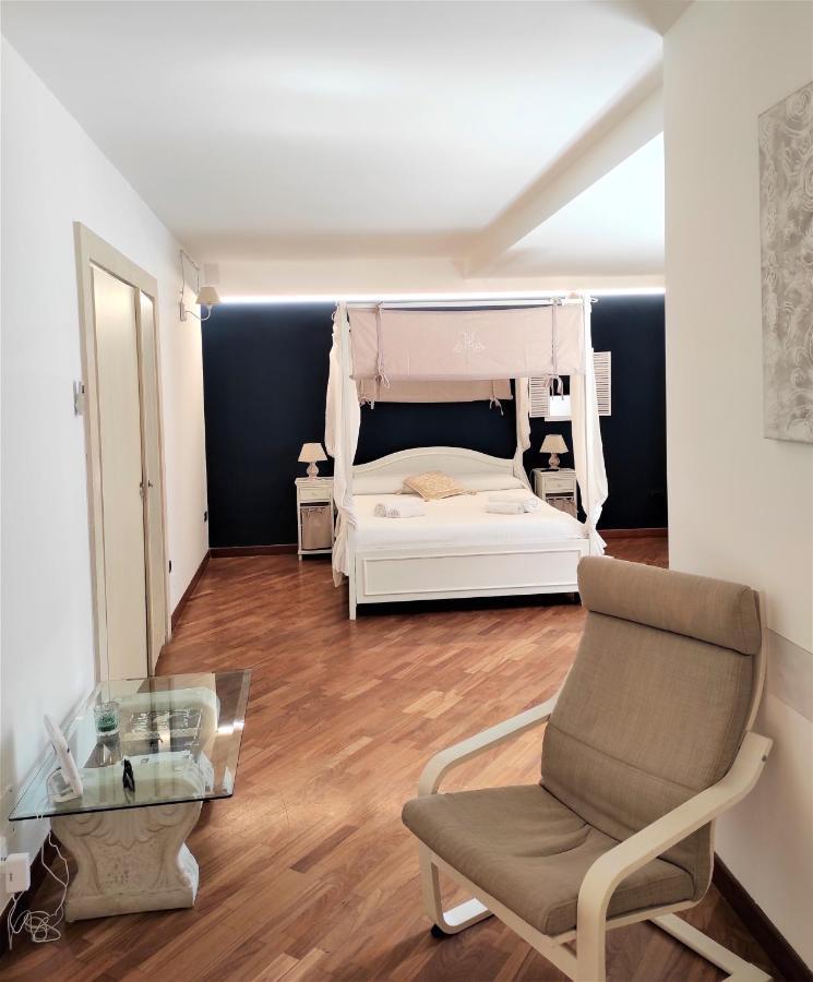 La Casa Di Ilde Al Duomo - Ortigia Holidays 시라쿠사 외부 사진