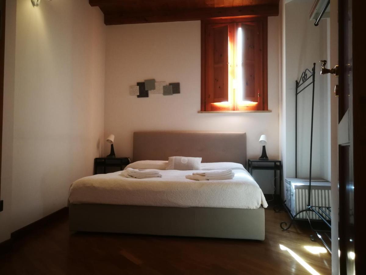 La Casa Di Ilde Al Duomo - Ortigia Holidays 시라쿠사 외부 사진